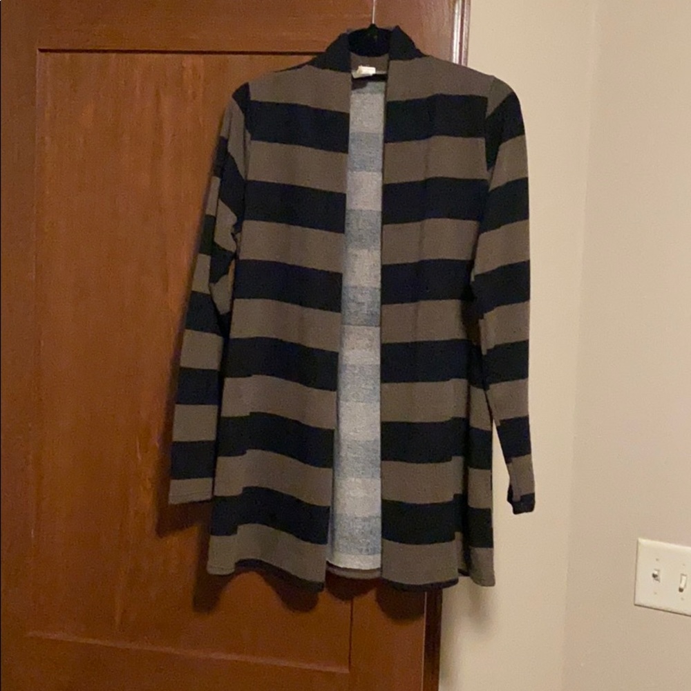 Cardigan black and brown/grey size large